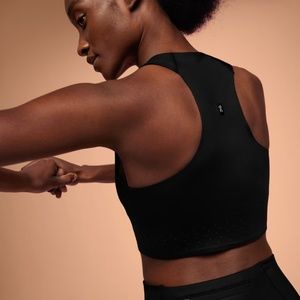 On cloud women’s race crop